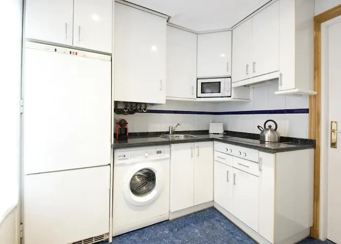 Comodo En La Parte Vieja, Old Town San Sebastián